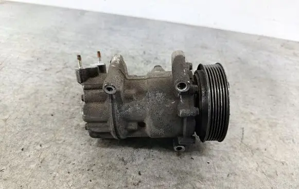 Peugeot 207 Air conditioning (A/C) compressor (pump) 