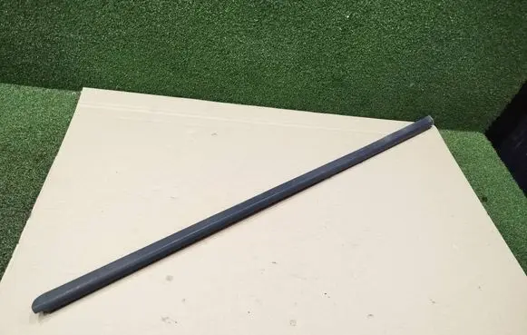 Volkswagen Crafter Front door glass trim molding 7C0837477 7C0837478