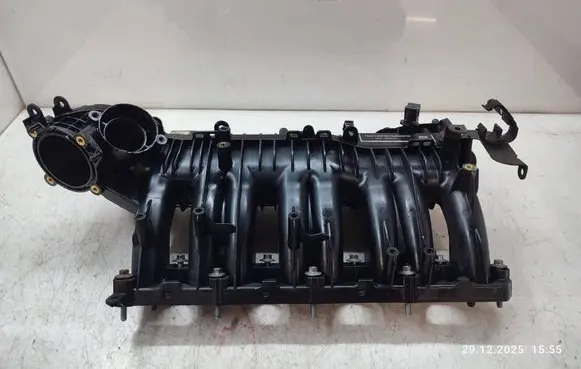 Jaguar XE Intake manifold G4D39424AC