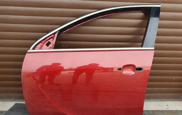 Opel Insignia A Front door 61TYS
