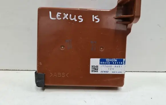 Lexus IS 220D-250-350 Air conditioning/heating control unit 8865053110 1776004681