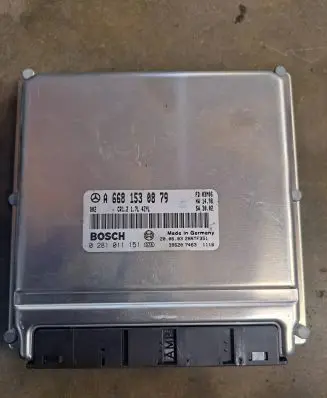 Mercedes-Benz A W168 Engine control unit/module A6681530879 0281011151 28RTF351
