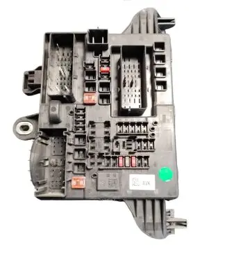 Opel Insignia A Fuse box set 22737768-02