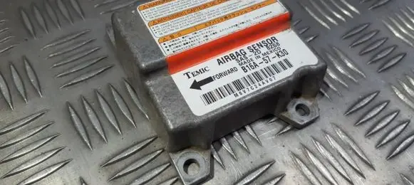Mazda 323 Airbag control unit/module B16A57K30 B16A-57-K30