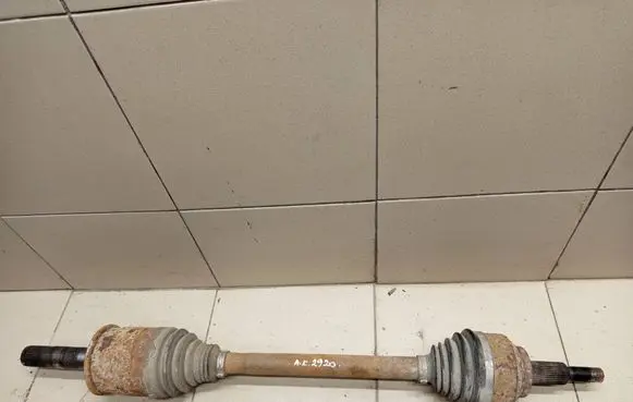 Jeep Grand Cherokee Rear driveshaft 