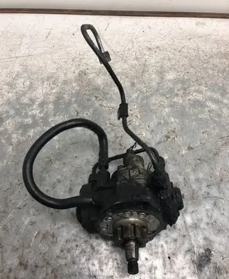 Mitsubishi Pajero Fuel injection high pressure pump 1460A003