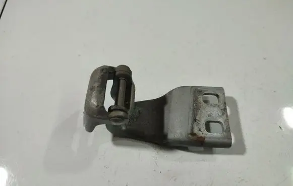 Ford Focus Rear door lower hinge 
