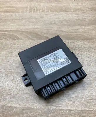 Ford Focus Comfort/convenience module 98AG15K600DD