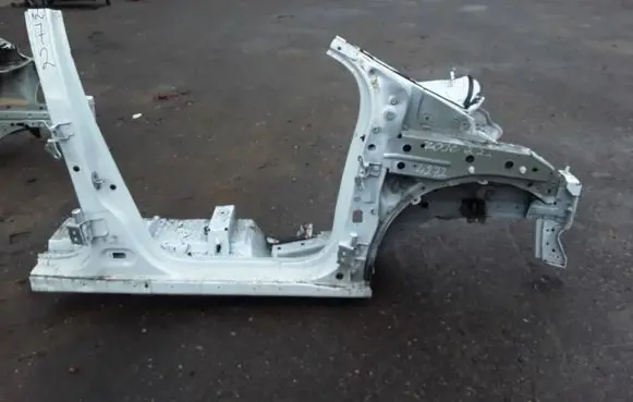 Renault Zoe Front quarter panel 641008438R