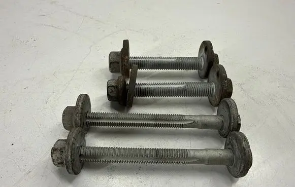 Chevrolet Camaro Rear suspension camber bolt 11611276 11609598 11547262