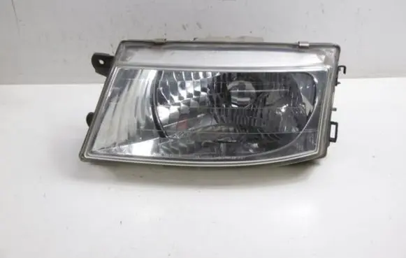 Mitsubishi Space Runner Headlight/headlamp