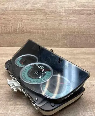 Toyota Corolla Verso AR10 Speedometer (instrument cluster) 838000F011A MB2574403842