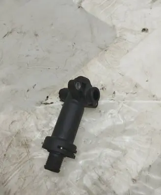 Thermostat/thermostat housing
