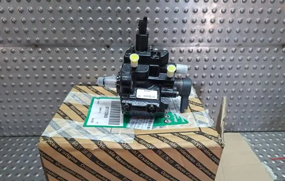 Fiat Scudo Fuel injection high pressure pump S26340083 0445010021