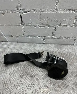 Ford Galaxy Rear seatbelt buckle 33056305