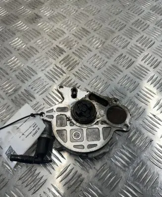 Volkswagen Scirocco Vacuum pump