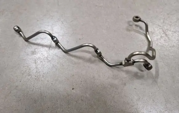 Mitsubishi L200 Fuel return line/hose 