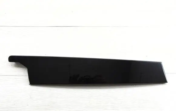 Renault Megane IV Front door window/glass frame 802856201R