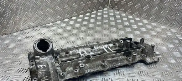Mercedes-Benz E W211 Rocker cam cover 6420101630 22001405