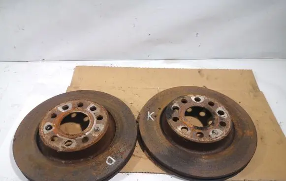Skoda Octavia Mk2 (1Z) Front brake disc