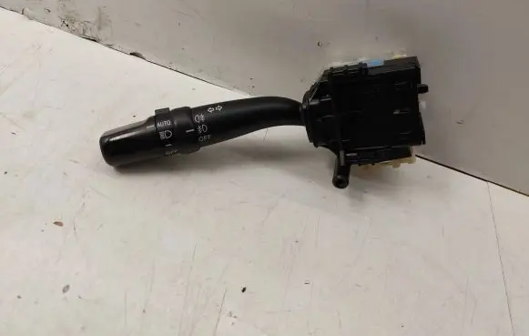 Toyota Avensis T250 Indicator stalk 8414005140