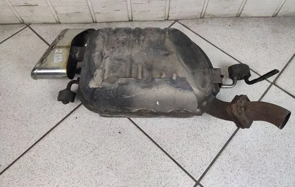 Mazda CX-9 Rear muffler/silencer tail pipe 