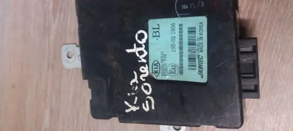 KIA Sorento Other control units/modules 954003E310 10R021806