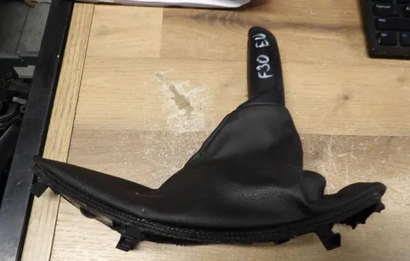 BMW 3 F30 F35 F31 Handbrake trim 13599911 9235425