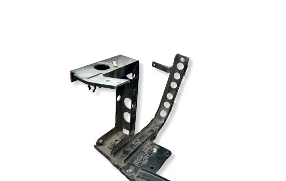 Audi A8 S8 D2 4D Fender mounting bracket 4D0821138