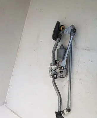 Audi A4 S4 B8 8K Front wiper linkage and motor 8K1955023B 8K1955119A