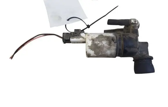 Citroen C4 I Windscreen/windshield washer pump 8200067015