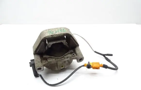 Audi A6 S6 C7 4G Engine mount vacuum valve 