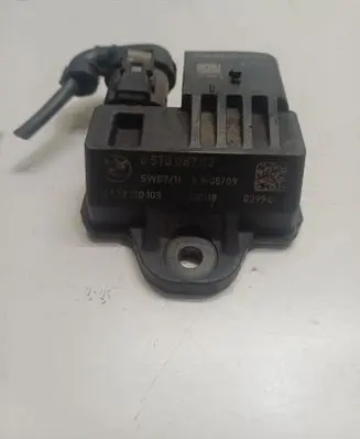 BMW 3 E90 E91 Glow plug pre-heat relay 857008702