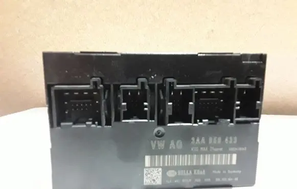Volkswagen PASSAT B7 Comfort/convenience module 3AA959433