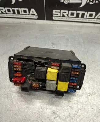Mercedes-Benz C W203 Fuse box set 2035451601 5DK00848550