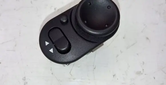 Opel Meriva A Wing mirror switch 