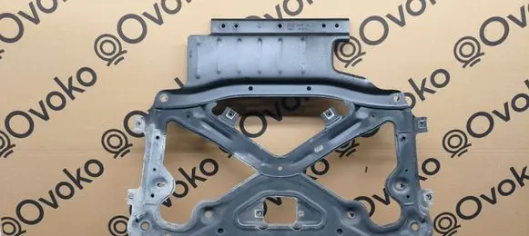 Audi Q7 4M Front subframe 4M1399345C