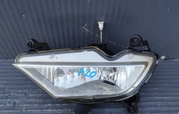 Hyundai i20 (GB IB) Front fog light 92202C8000