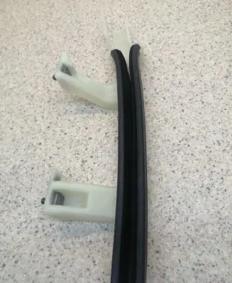 Opel Corsa F Front door windshield rail 9823208080