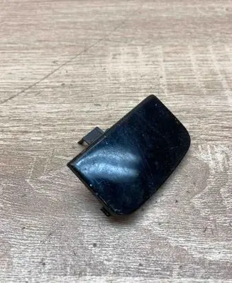 BMW 7 E65 E66 Front tow hook cap/cover 7142166