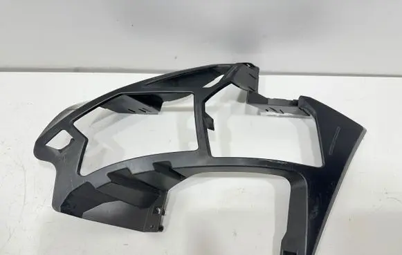 Peugeot 3008 II Front bumper mounting bracket 9815337680