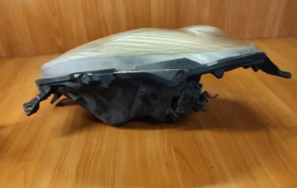 Nissan Micra Headlight/headlamp 17502A 0471304714 04711047