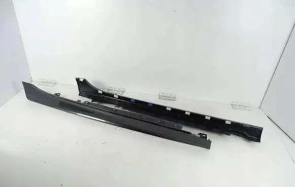 Sill/side skirt trim