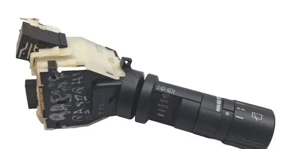 Nissan Qashqai Indicator stalk 7709SN