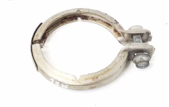 Jeep Grand Cherokee Muffler pipe connector clamp 