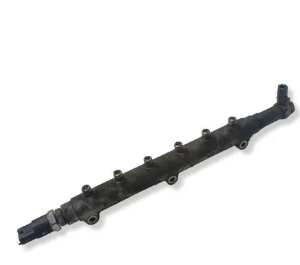 Volvo S60 Fuel main line pipe 8658252 0445215010 0038431