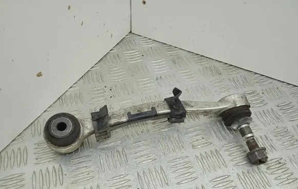 BMW M5 Rear control arm 228413202
