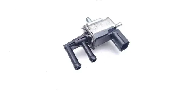 Suzuki Vitara (LY) Valve vacuum 