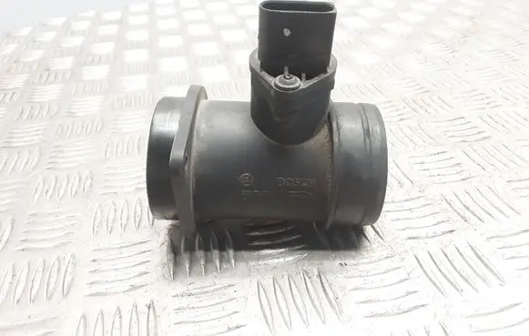 Volkswagen PASSAT B5 Mass air flow meter 0281002216