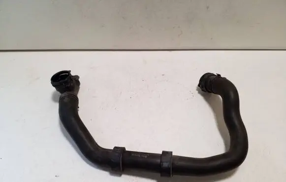 Audi TT TTS RS Mk3 8S Engine coolant pipe/hose 5Q0122051CT